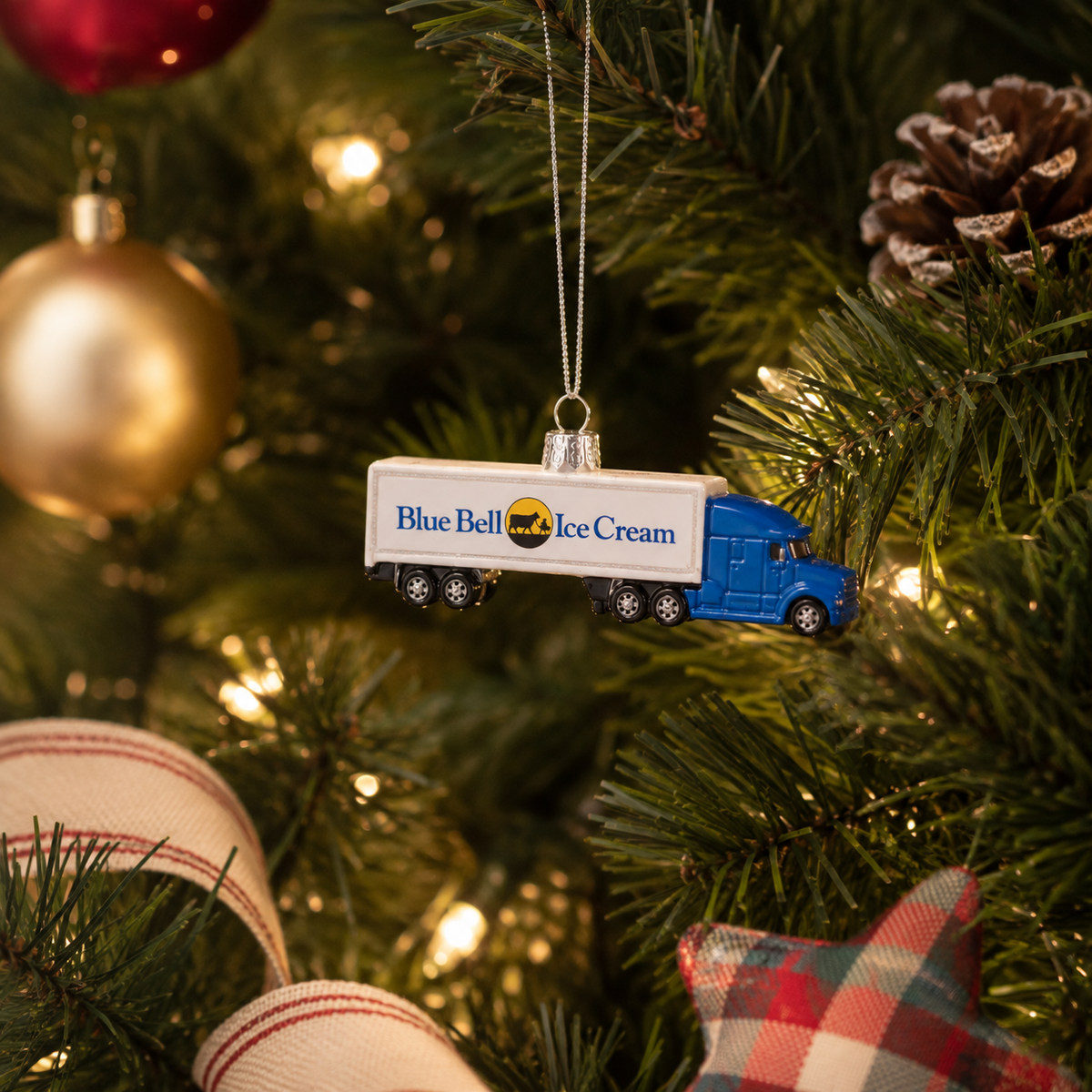 18 Wheeler Glass Ornament