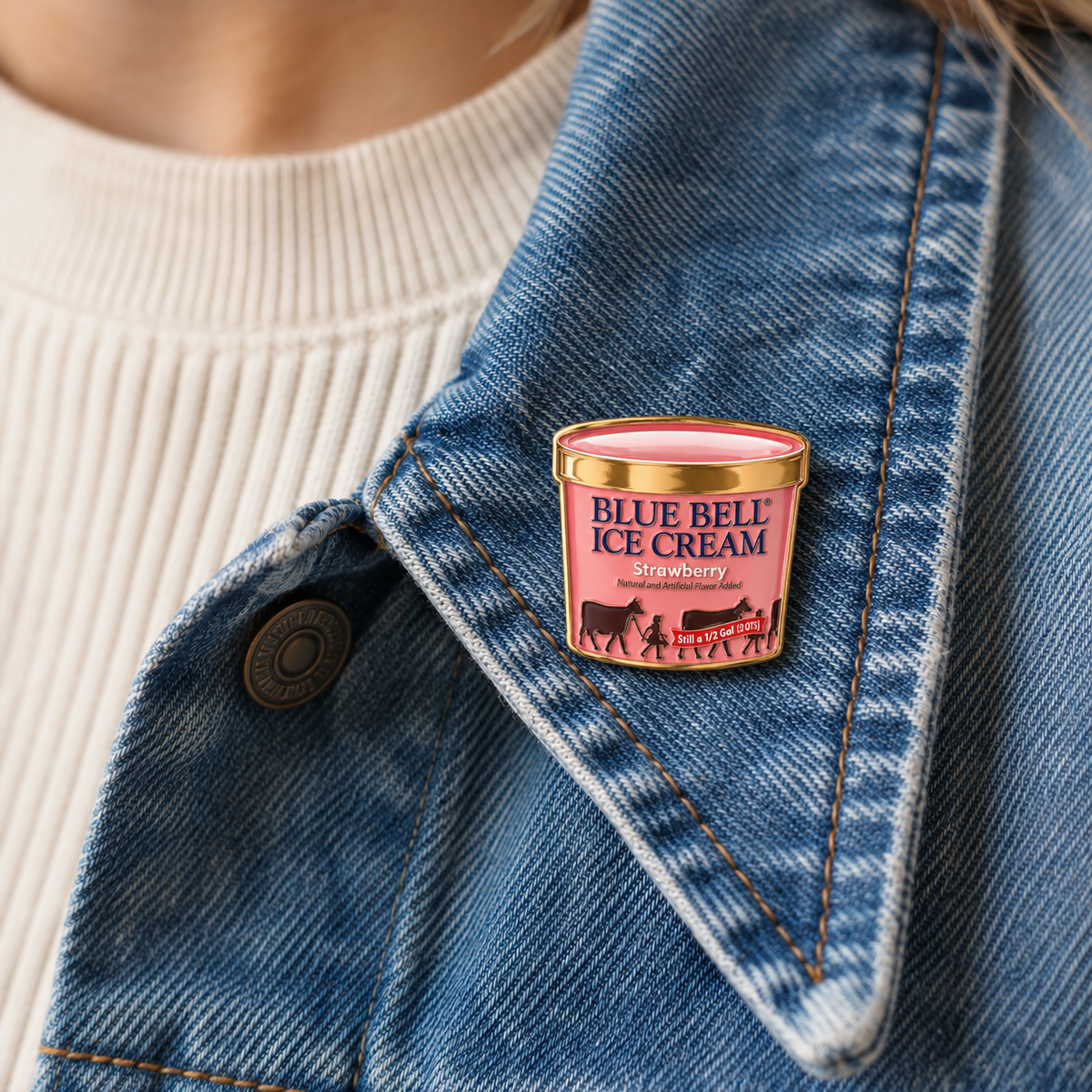 Lapel Pin Strawberry